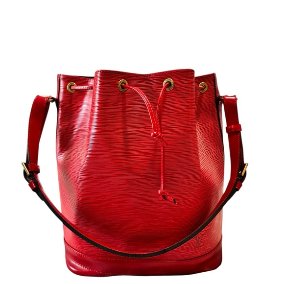 Louis Vuitton GM NOE Red Shoulder Bag with Epi Leather and Gold Hardware - Picture 1 of 11